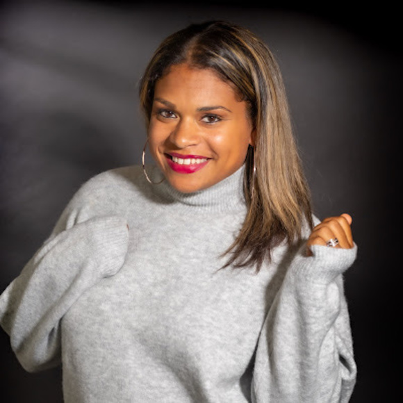 Meet your Posher, Ashley - Picture 1 of 1